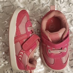 Toddler girls pink sneakers